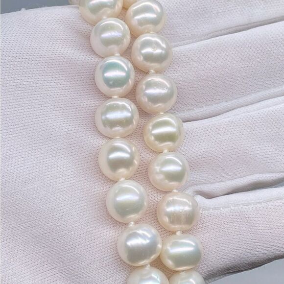 Majorica Pearl-Strand Necklace with Crystal Embellished Clasp - Picture 5 of 10